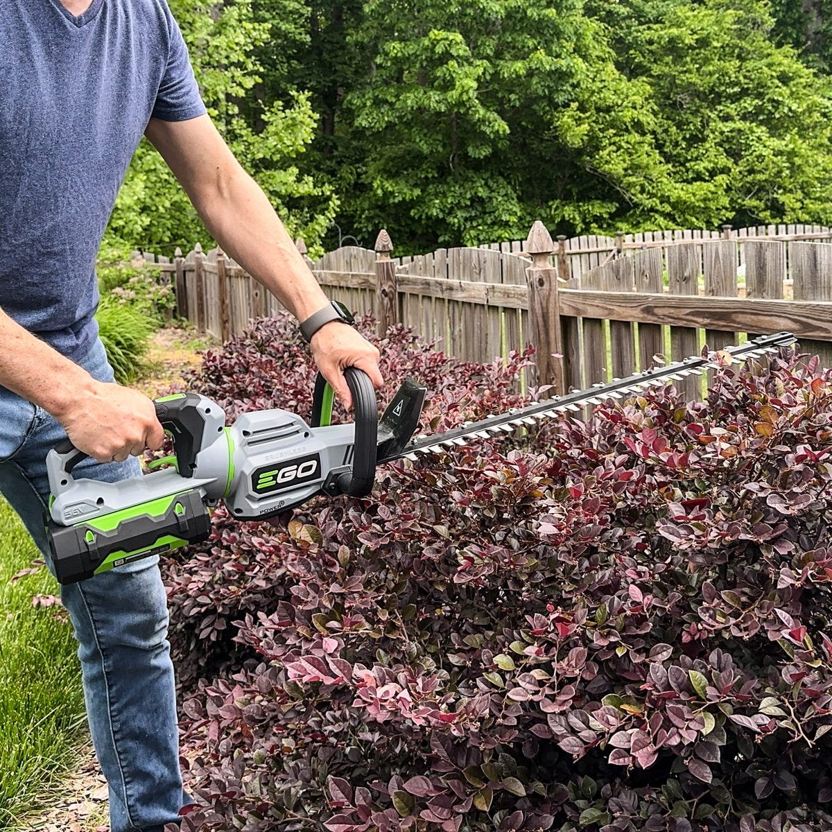 Shrub Trimmer Cleanup: Managing Cuttings After Detailed Shrub Work